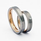 <div class="fancy-desc"><div class="fancy-desc-left"><span class="secondary label radius">wedding rings</span> <span class="secondary label radius">ethical gold</span></div><div class="fancy-desc-right"><div class='fb-share-button' data-href='https://www.cf-creation.ch/en/2013_09_mg_3546/' data-layout='button' data-size='small' data-mobile-iframe='true'></div></div></div>